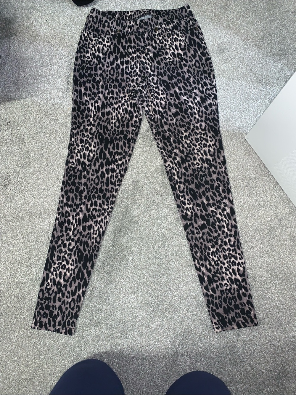 Leopard Print Stretch Leggings - Black and Taupe